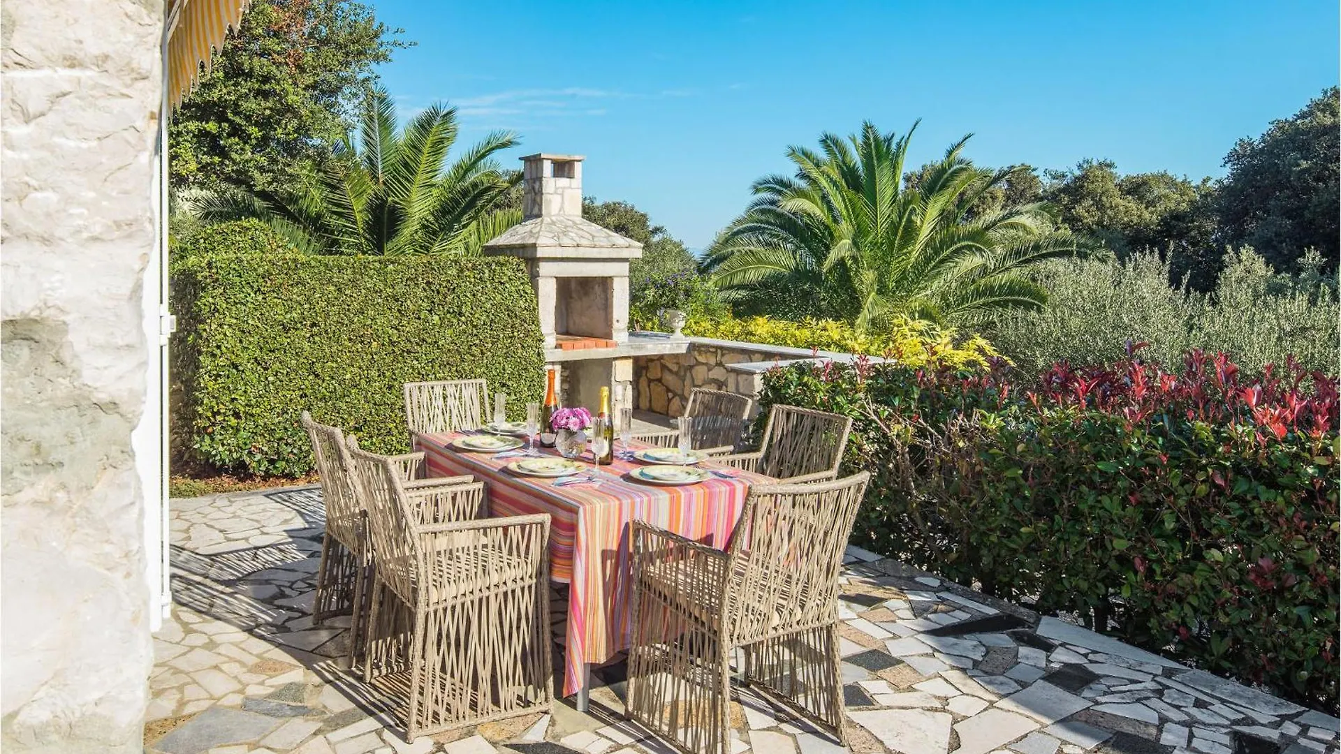 2 Bedroom Pet Friendly Apartment In Ravni Croatia